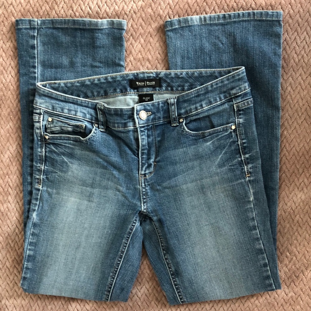 White House Black Market size 4 boot cut jeans